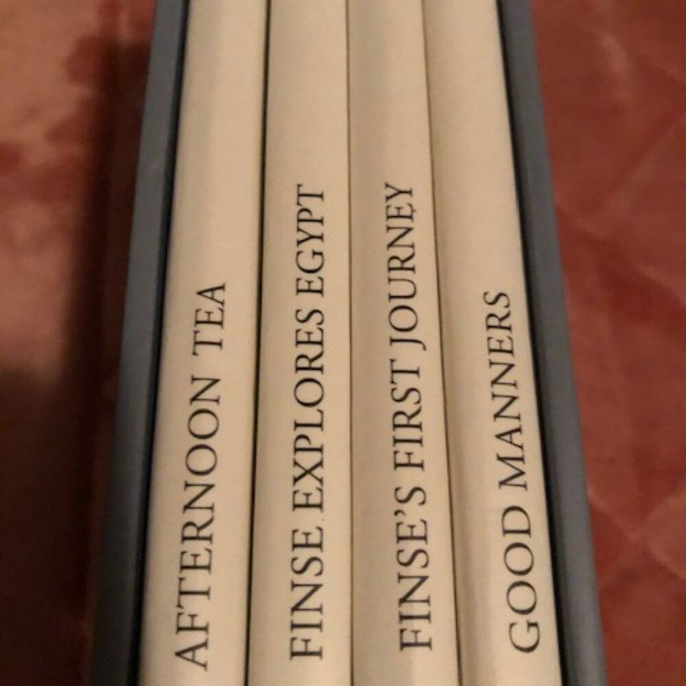 Finse of Dogton Abbey Childrens mini 4 Set hardcover Books - Picture 3 of 7